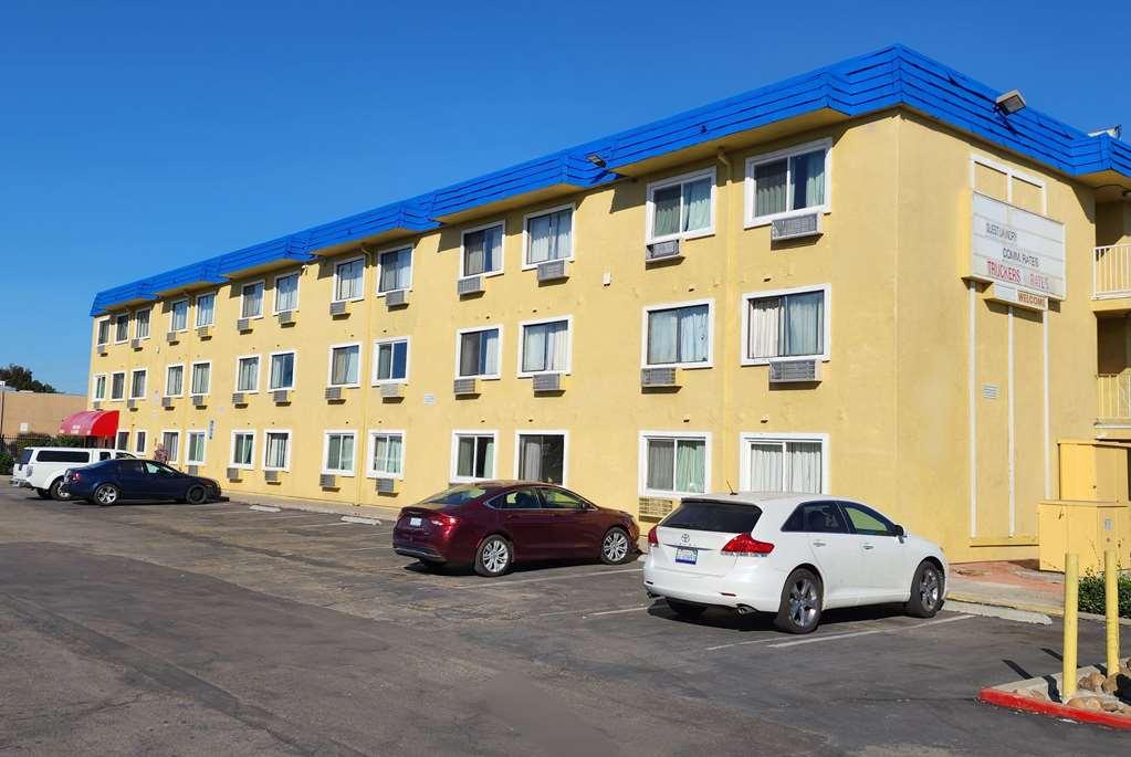 Travelodge By Wyndham Stockton Εξωτερικό φωτογραφία